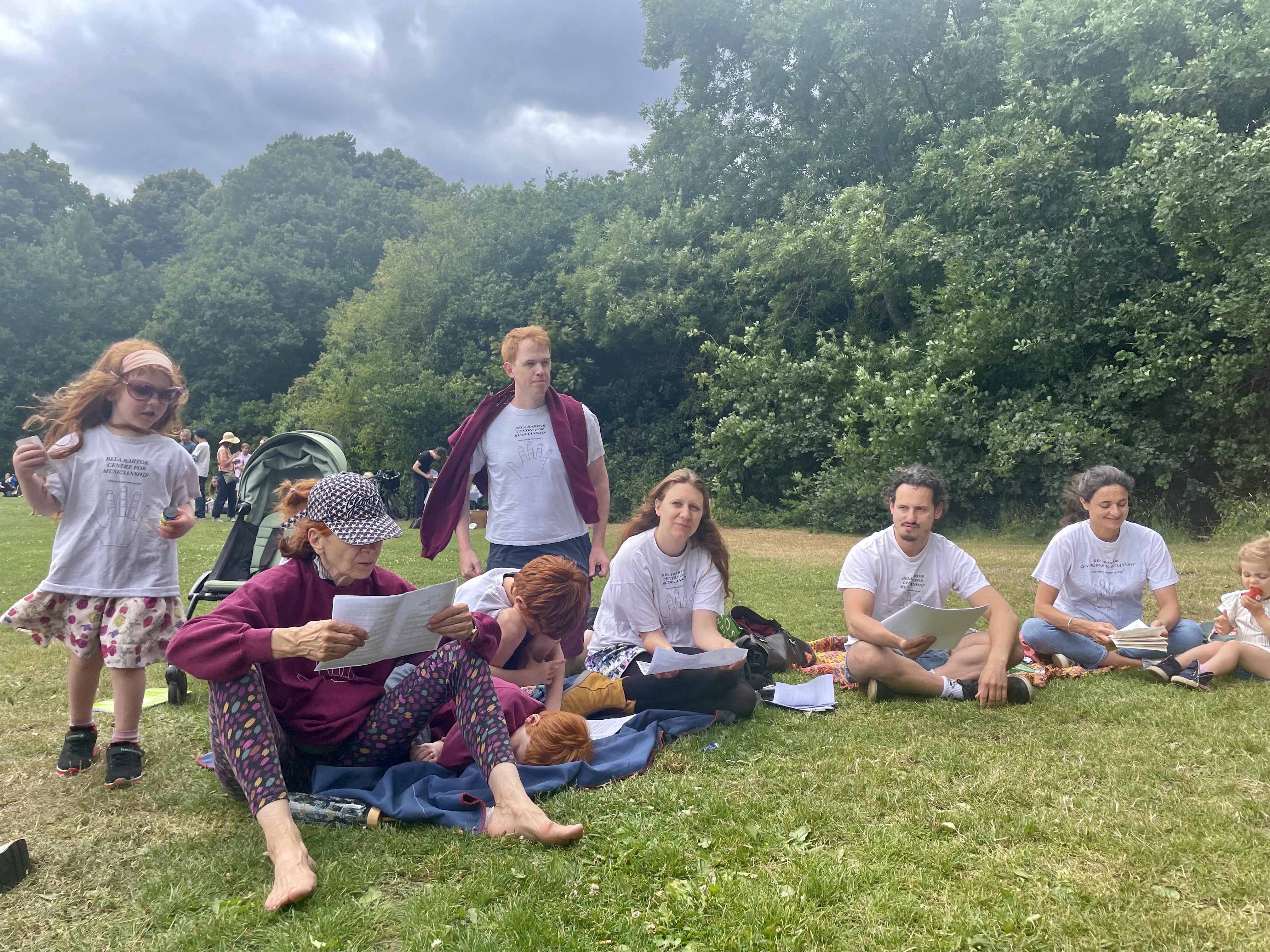 Sitting in their white BBCM shirts, from right to left: Hester, David and Amber